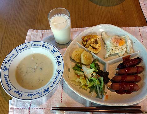 たびのやど ふらりん（北海道富良野）こじんまりペンションの朝食バイキング