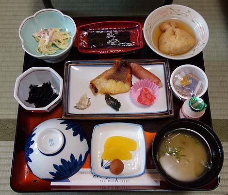 ホテル岩井（北海道登別カルルス温泉）部屋食での朝食編