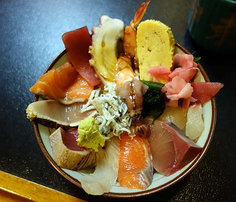 神東寿司（神戸春日野道）海鮮丼