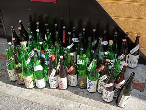 日本酒と私（大阪ミナミ難波千日前）立ち呑み