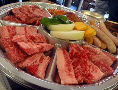 肉卸肉のオカヤマ直売所（大阪あびこ）焼肉バーベキュー