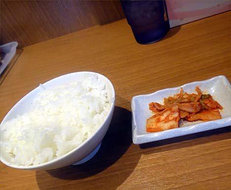 二両半 布施駅前店（大阪）チャーシュー麺定食