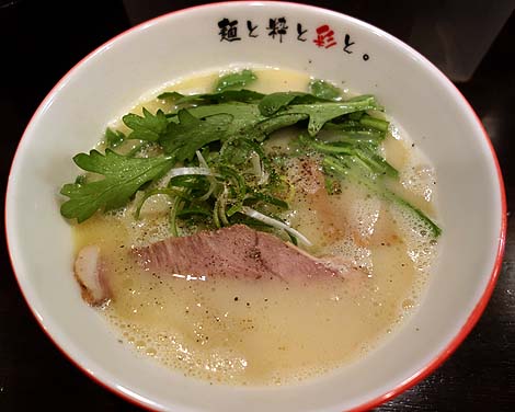 麺屋彩々 なんば店（大阪難波ミナミ）白鶏塩ラーメン