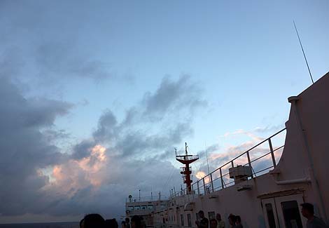 弾丸フェリー0泊3日の旅 太平洋で揺られ揺られて（2013年9月）さんふらわあ「きりしま」日付変更～往路下船まで