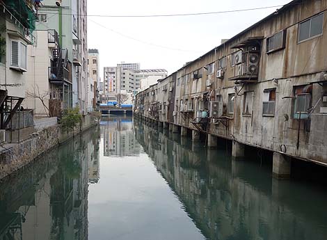 ���q�ɑ��݂���̂Ȃ���̉����s��u�U�ߎs��v(�����k��B)