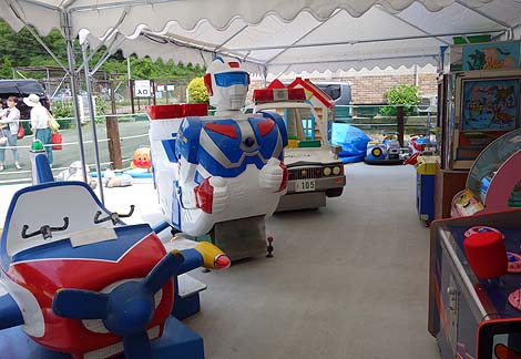 �t�@�~�R������K���I���g���Q�[����1000�~�ł���������{�Q�[�������فi���m���R�j