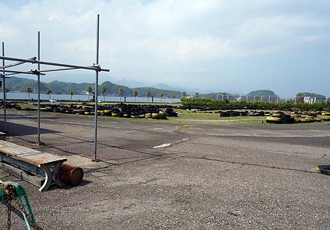 �p�ЁIF1�l�C�S�����ɂ͗��s�����񂩂��ȁH������l�����S�[�J�[�g��i�a�̎R���n���j