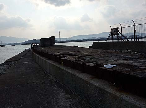 �R�͖h�g��i�����k��B����H�ƒc�n�jB�����X�|�b�g