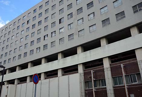 �蕿�R�𗬃X�e�[�V���� ���m���[���W�����ƕP�H���m���[���Ձi���ɕP�H�j