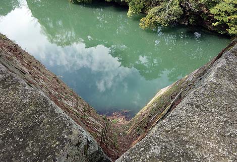 転落死者も出るくらいの日本一の石垣「伊賀上野城」(三重伊賀)