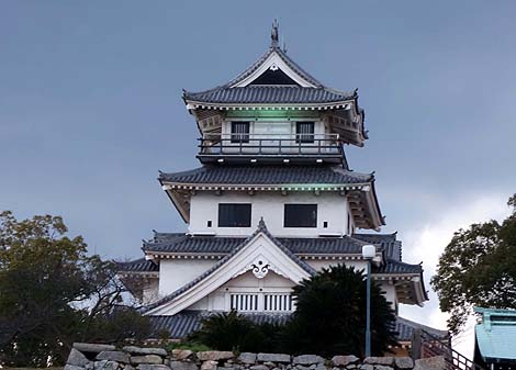 ������i���Q�����j�S����߂��藷