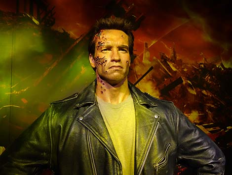 ���A�������l�ƋL�O�B�e �}�_���E�^�b�\�[�����i���������j���