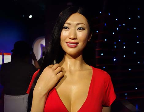 ���A�������l�ƋL�O�B�e �}�_���E�^�b�\�[�����i���������j���