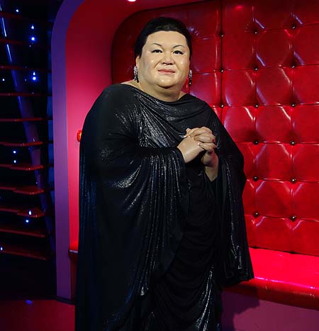 ���A�������l�ƋL�O�B�e �}�_���E�^�b�\�[�����i���������j���