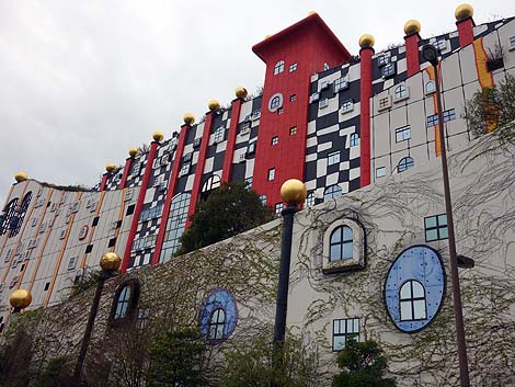 �����ڂ�USJ�̃A�g���N�V������ȁE�E�E���ꂪ���ݏ����{�݁H�i���s���ǁE���F�H��j�����z