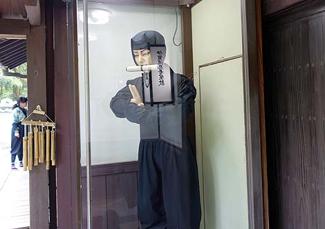 忍者屋敷のからくりを可愛いくノ一がご案内♪伊賀流忍者博物館(三重伊賀)