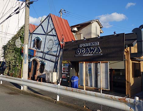 震災で傾いたわけやないよ〜ナダの斜塔、傾いた喫茶店が異名の有名店(神戸六甲)B級珍スポット