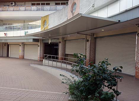 �}�j�A�ɂ͔������I�H�uKOBE�O���u�K�[�f�� - KOBE�S�lPROJECT�v�i�_�˒��c�j