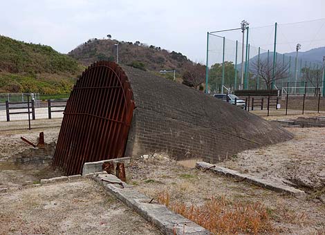 �p�� ���u�ƍz�Ə��G�B�E�i�����u�ƒ��jB�����X�|�b�g