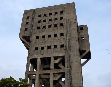 �p�� ���u�ƍz�Ə��G�B�E�i�����u�ƒ��jB�����X�|�b�g