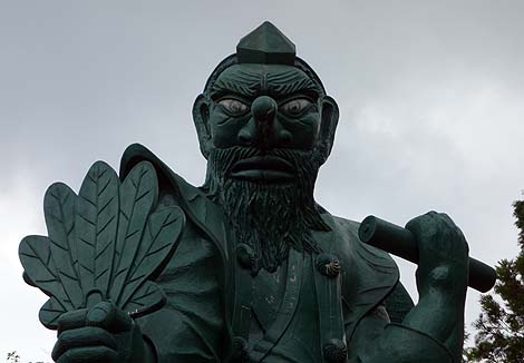 ����12m���{��̓V�瑜������@���{�݁u�È�[����]�̓V��R�v�i�򕌔��Z���΁j