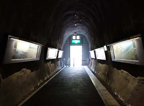 �펞�͒n�������������̃t�@���^�W�[�I�n���̗��j�������Ă邾���ŕ�����u�n����L�v�i�򕌐��Q�j