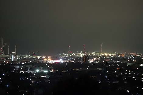 �R���f�W�Ў�̖�i�B�e��l���s�H��n�сi�O�d���j�H���i