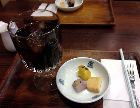 韓国宮廷餅カフェ 茶母（TAMO CAFE）上本町店（大阪ハイハイタウン）