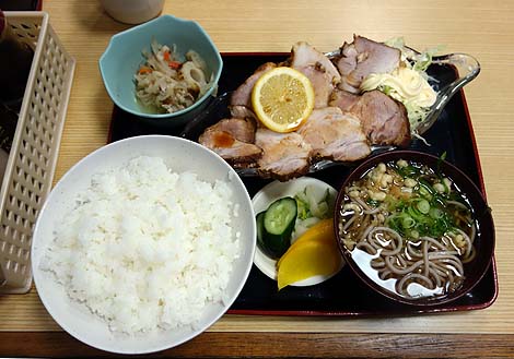 そば処 竹生[ちくぶ]（兵庫阪神尼崎・大物）焼豚定食